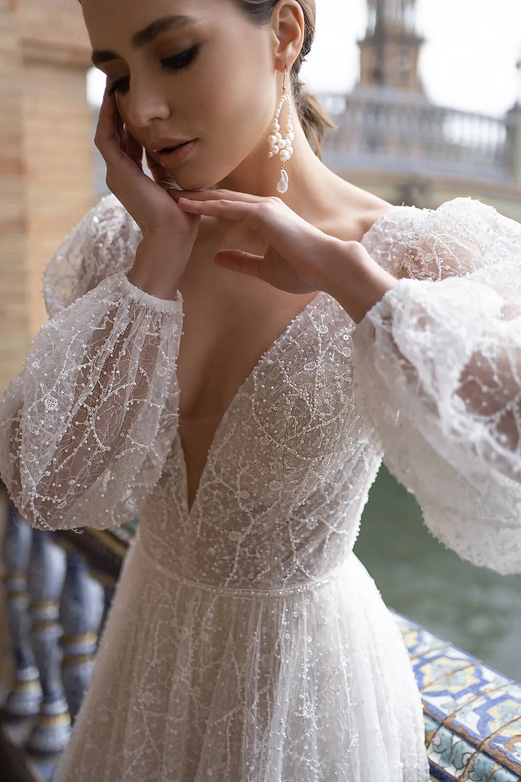 Wedding dress Suri