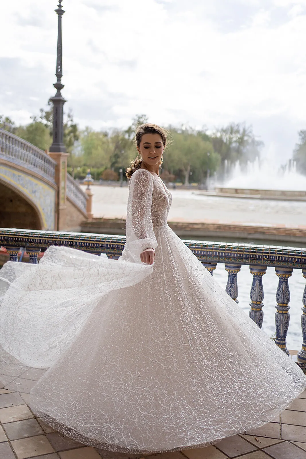Wedding dress Suri